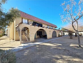 Building Photo - 1617 Cordoba Ln