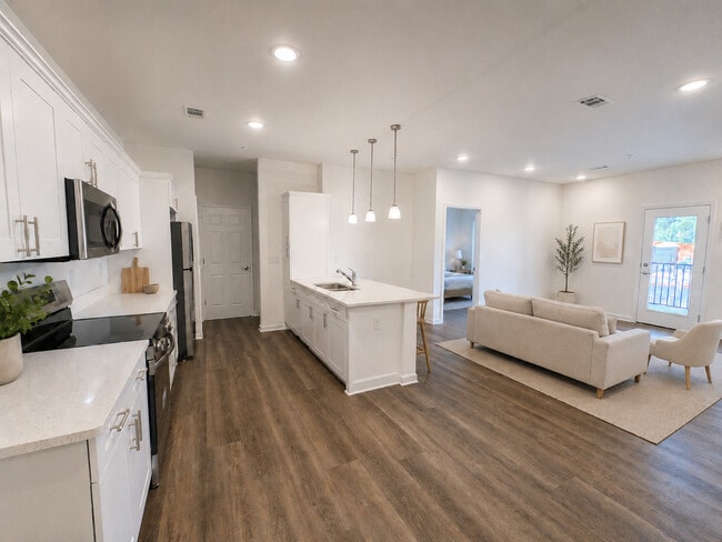 Building Photo - Olive Street Apartments