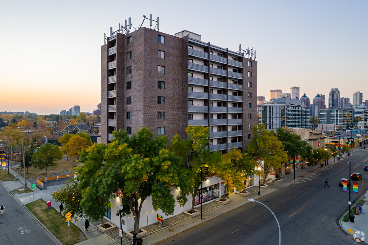 Building Photo - Riley Park Tower