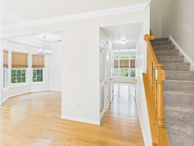 Foto del edificio - 2517 Mountain Ash Cir