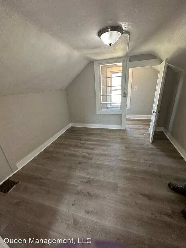 Building Photo - 6 br, 2 bath House - 87 Oak Grove Avenue