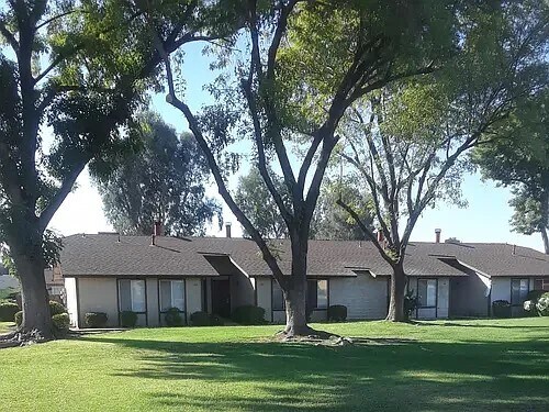 Primary Photo - 137 Alamos Ave