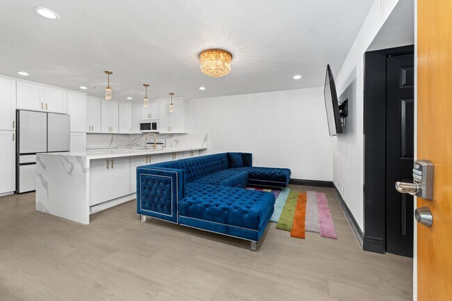 Foto del edificio - Stunning & fully upgraded 1BR/1BA residence in the heart of Little Italy