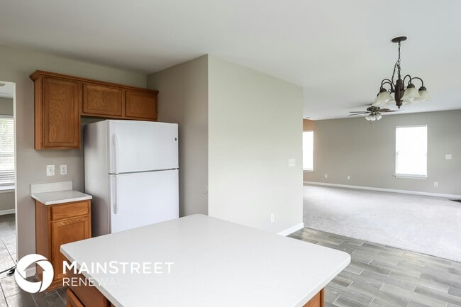 Building Photo - 5902 Laurel Creek Ct