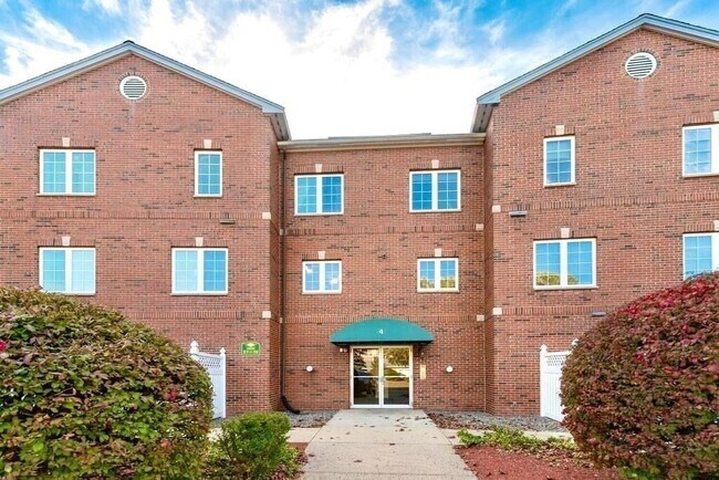 Foto del edificio - 7 Conant Rd