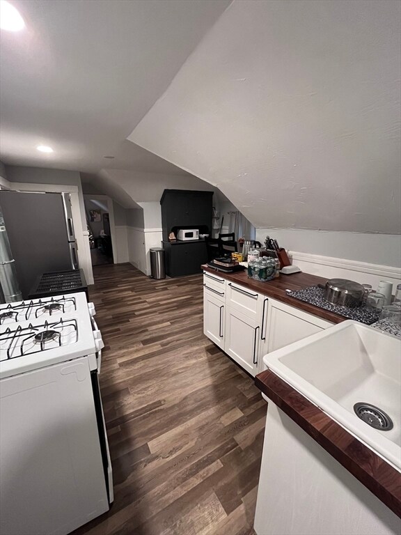 Foto del edificio - 2134 Providence Rd