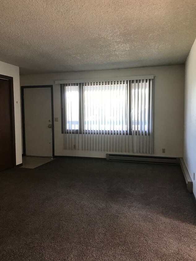 Primary Photo - 2 Bedroom 1 Bath 4Plex-5 Mins from Campus