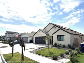 Building Photo - 1333 W Butterfield Ln
