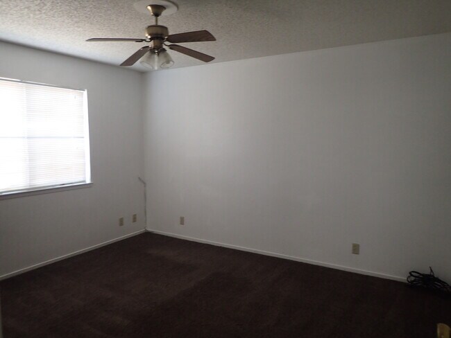 Foto del edificio - 425 S Sunset St