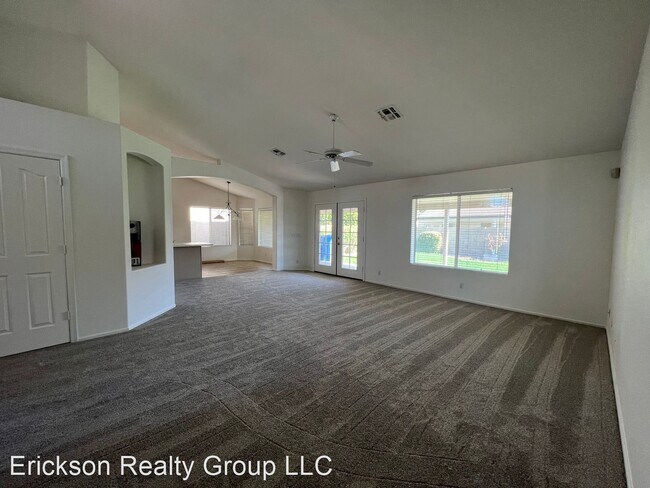 Foto del edificio - 3 br, 2 bath House - 2279 E. San Tan Drive