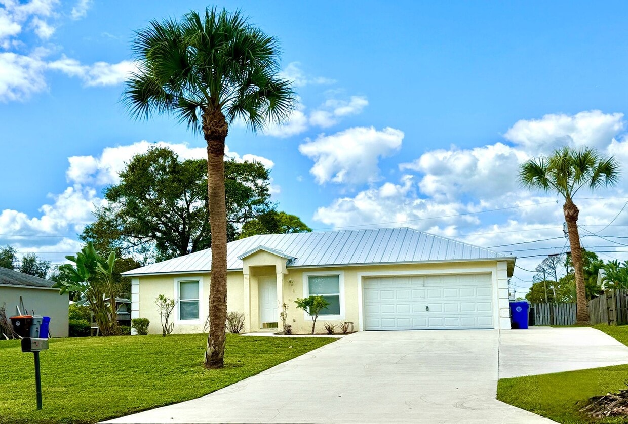 3/2/2 CBS Home - Vero Beach (LOW MOVE IN ... - 3/2/2 CBS Home - Vero Beach  (LOW MOVE IN ...