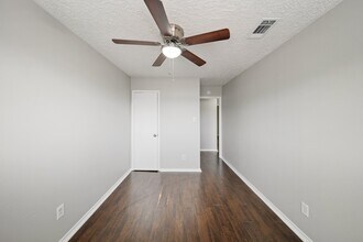 Building Photo - 13464 Castilian Dr