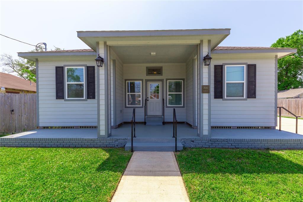 Primary Photo - 7010 Avenue F