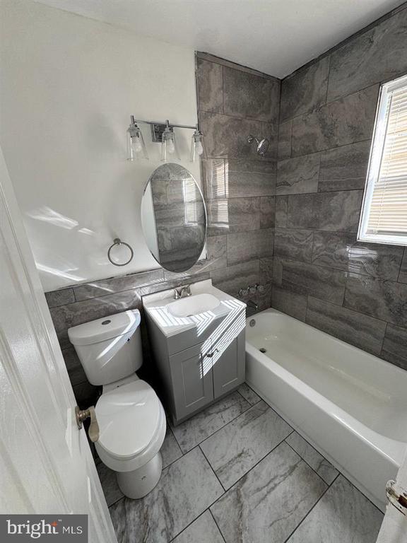 Foto del edificio - 15 Halley Pl SE