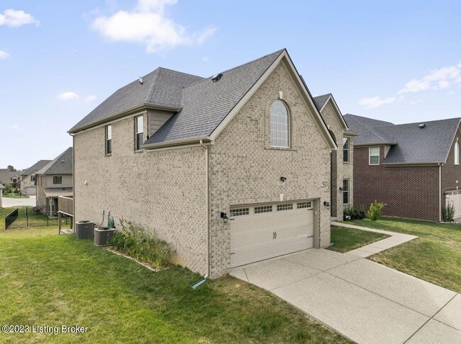 Building Photo - 18507 Chadwick Glen Cir