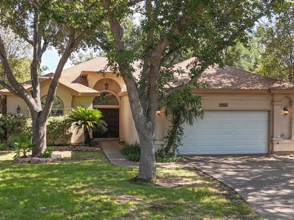Foto principal - 3003 Edgefield Ct
