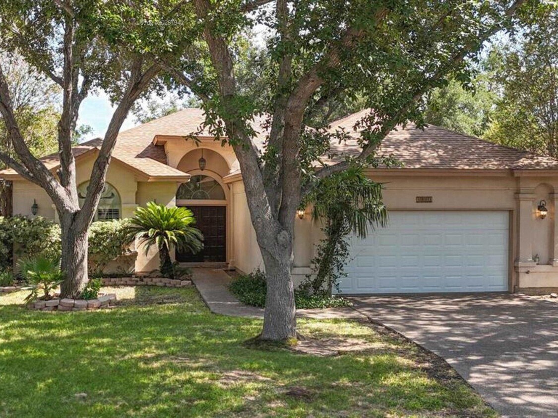 Primary Photo - 3003 Edgefield Ct