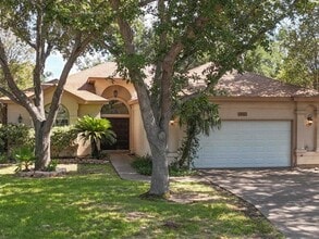 Building Photo - 3003 Edgefield Ct