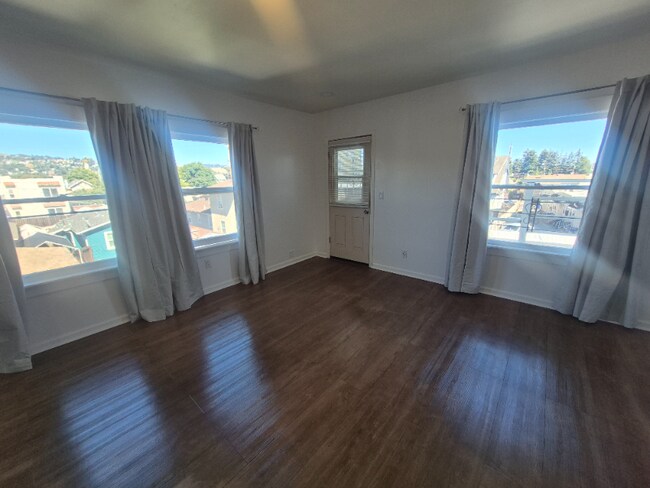 Foto del edificio - 1428 78th Ave