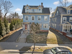 Building Photo - 224 Huntington St