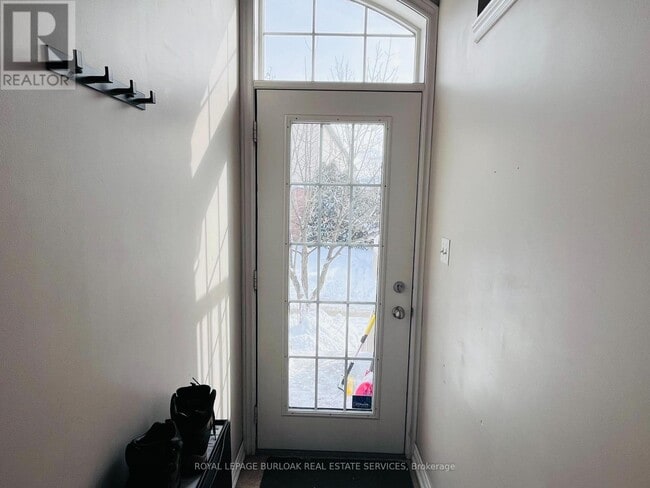 Photo du bâtiment - 5053 Bidwell Common