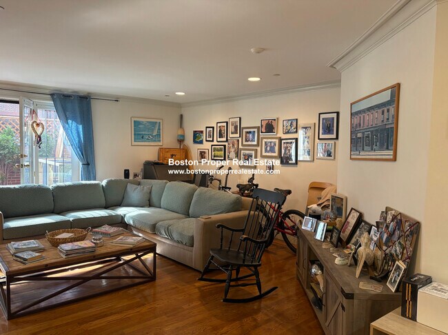Foto del edificio - 331 Beacon St
