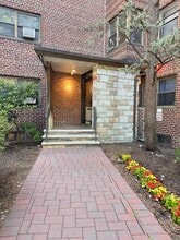 Building Photo - 411 Park Pl