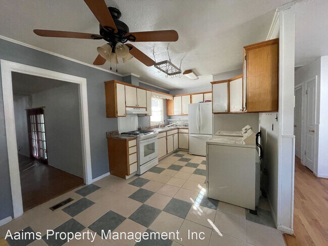 Building Photo - 3 br, 2 bath House - 2811 Coronada Parkway