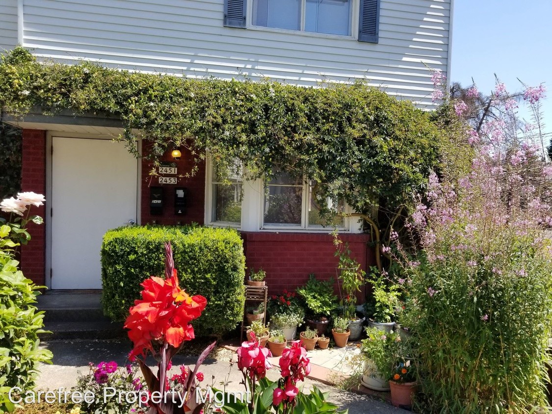 Foto principal - 2449-2469 NW Lovejoy St