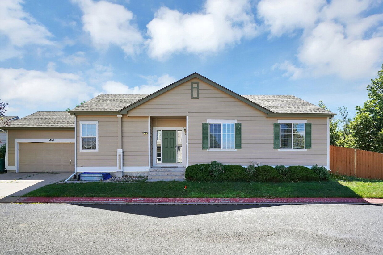 Primary Photo - 3415 Gunn Peak View