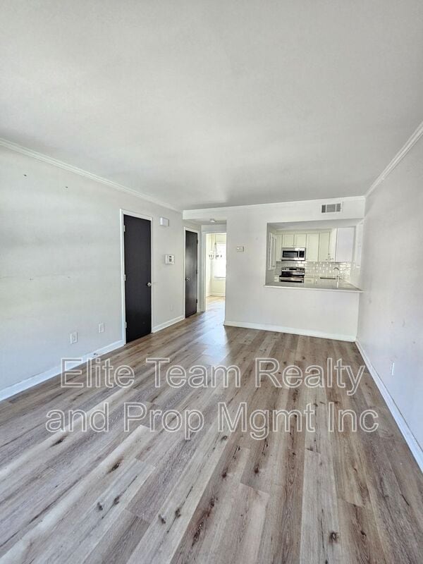 Building Photo - 3722 Park Rd