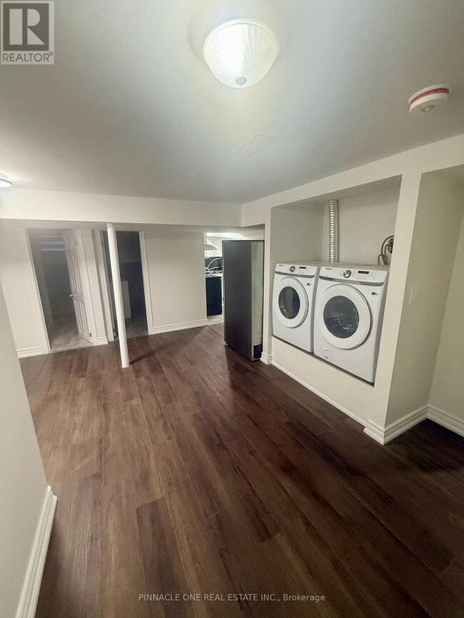 Building Photo - 20 Dignam Ct