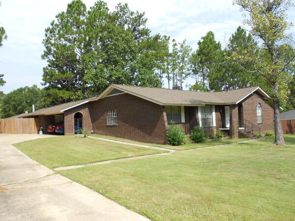 607 Cox from driveway - 607 Cox Ave
