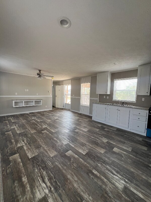 Building Photo - 518 McManus St