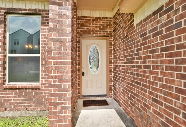 Building Photo - 6615 Goldspier St