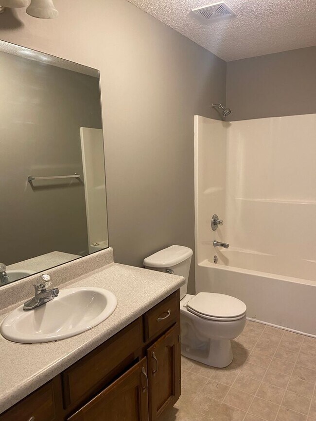 Foto del edificio - New For Rent in Grayson Valley!
