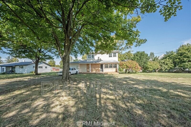 Primary Photo - 6276 Eastgate Ave