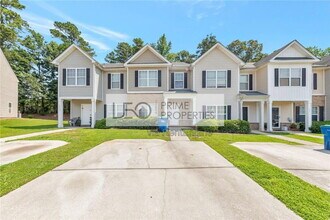 Building Photo - 2306 Bigwood Trail