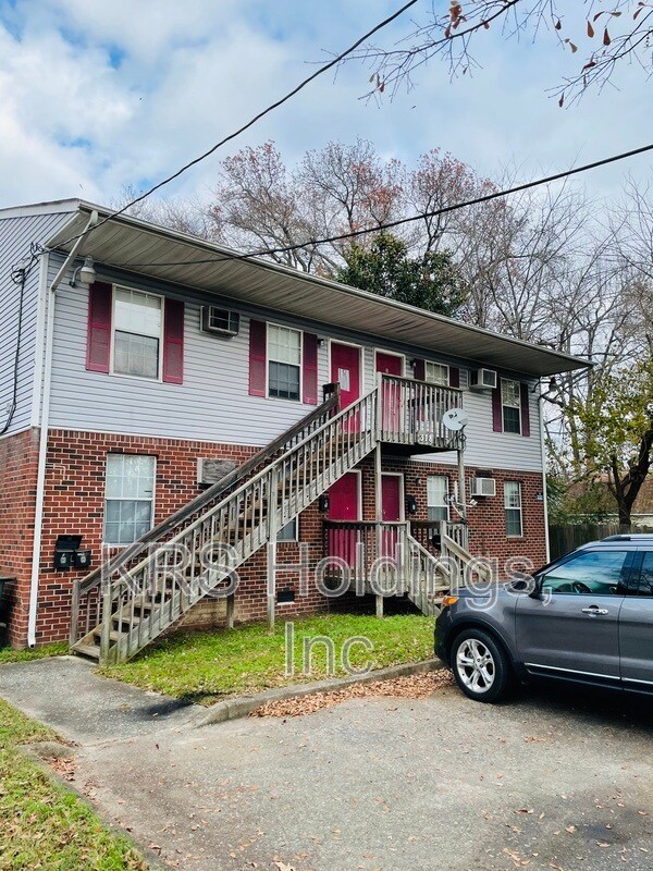 Building Photo - 318 E Little Creek Rd