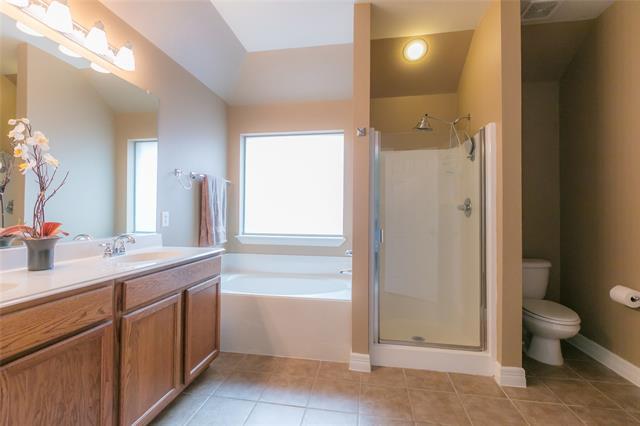 Foto del edificio - 4529 Worchester Ln