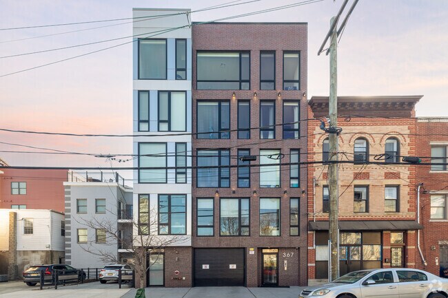 Foto del edificio - 367 3rd St