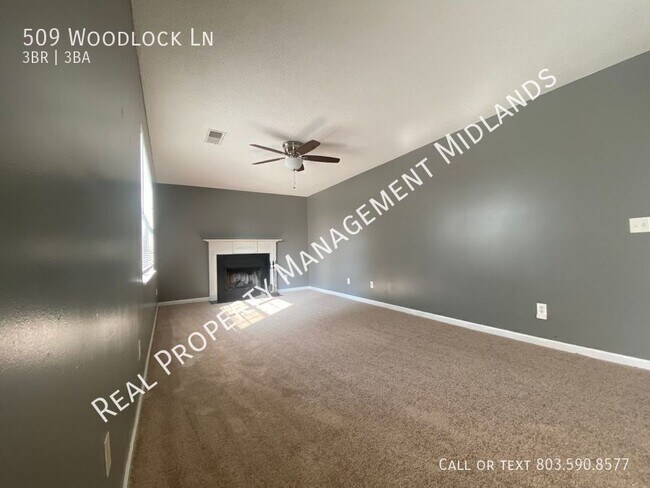 Foto del edificio - 509 Woodlock Ln