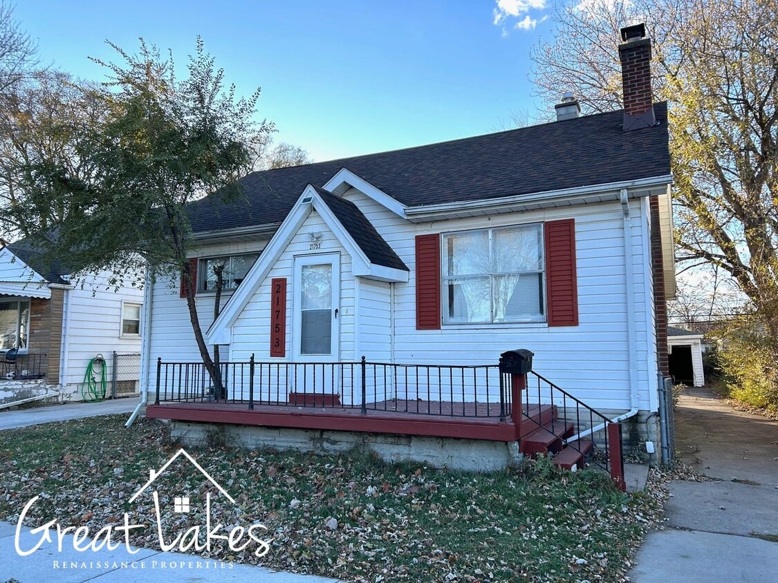 Foto principal - Charming 3 Bedroom 2 Bathroom now availabl...