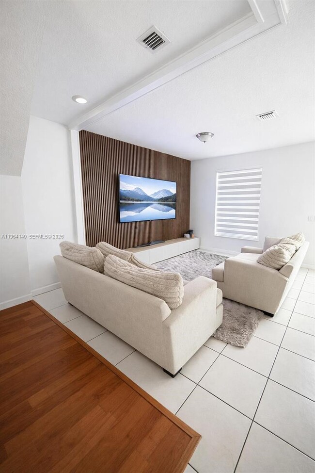 Foto del edificio - 5724 NW 112th Pl