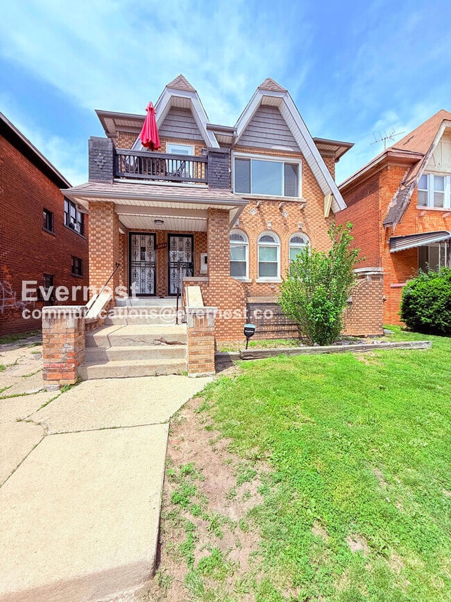 Building Photo - 3824 Tyler St