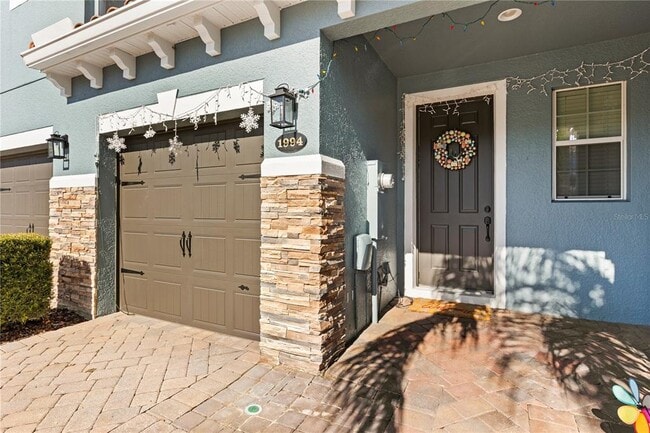 Building Photo - 1994 Silverweed Way