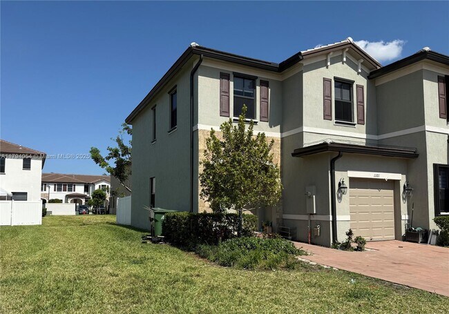 Foto del edificio - 11101 West 33rd Ct