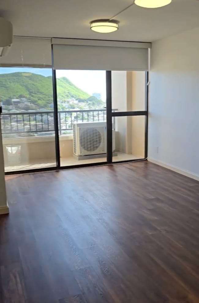 Foto del edificio - 55 S Judd St