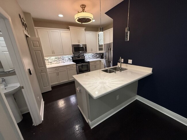 Building Photo - 4/2.5 Clermont Townhome