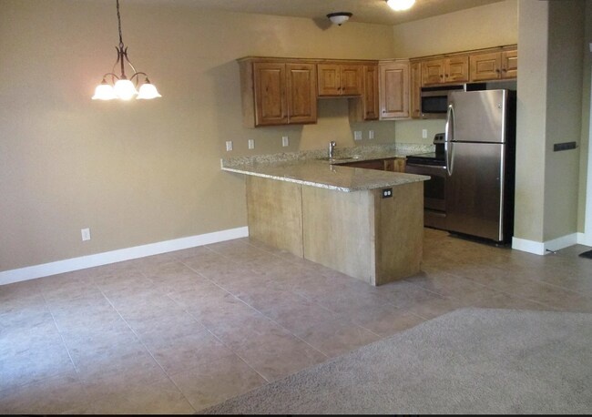 Foto del edificio - 193 N 350 W St